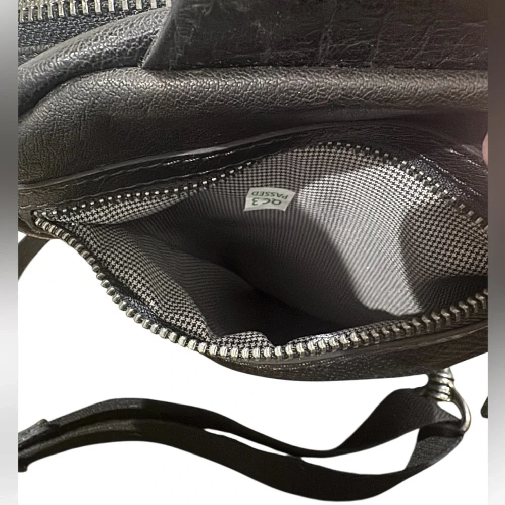 Spikes & Sparrow Black Leather Men's Sling Bag NWOT